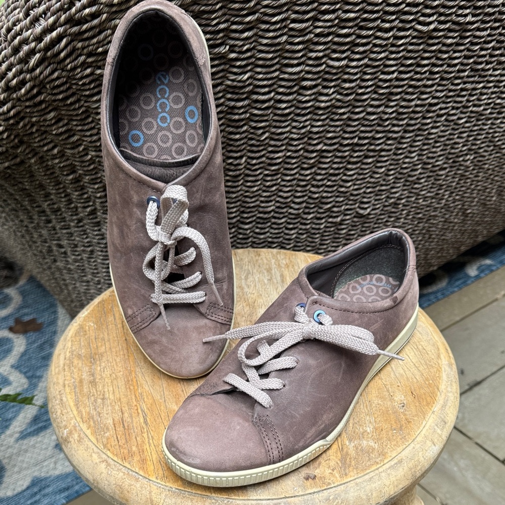 Ecco Shoes